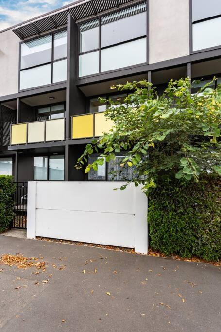 Stylish Central City Apartment Christchurch